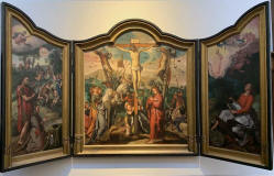 Pieter-Aertsen-Crucifixion-triptych-Jan_van_der_Biest-in-the-Maagdenhuis-Amberes
