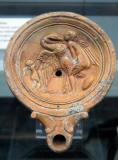 Leda_and_the_swan-terracotta_Roman_oil_lamp_1st_century_AD-Staatliche-Antikensammlungen-Munich
