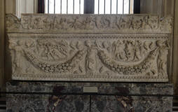 acteon-sarcofago-louvre-130-adc