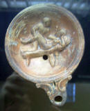 Oil_lamp_with_erotic_scene-Museum-Cologne