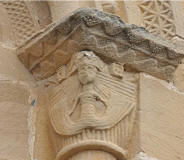 Sirena en la iglesia del Salvador en Tirgo la Rioja